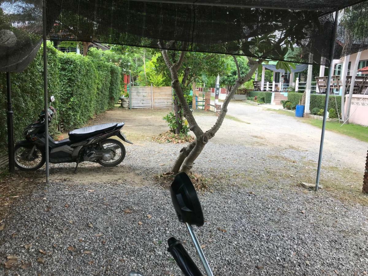Namaste Resort Sam Roi Yot Esterno foto